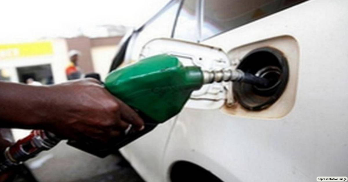 Pakistan govt announces increase in petrol and diesel price