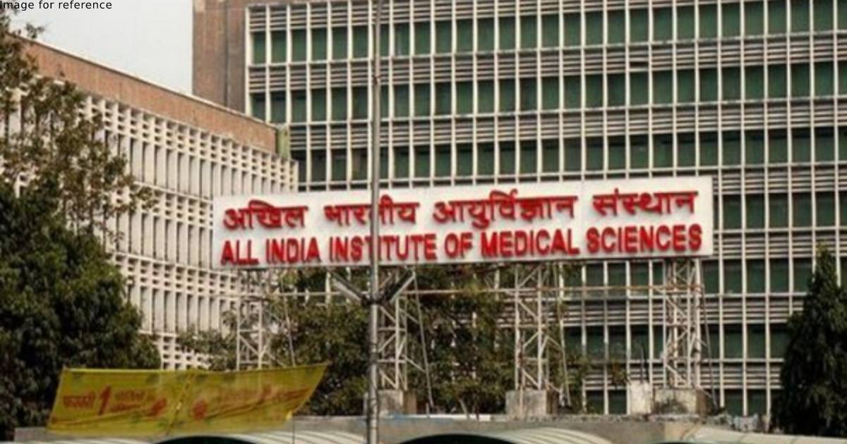 Doctors protest over AIIMS SOPs for treatment of Parliamentarians